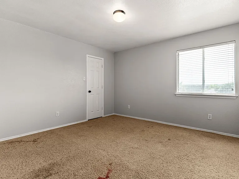 2002 Isabelle Dr — Photo 8