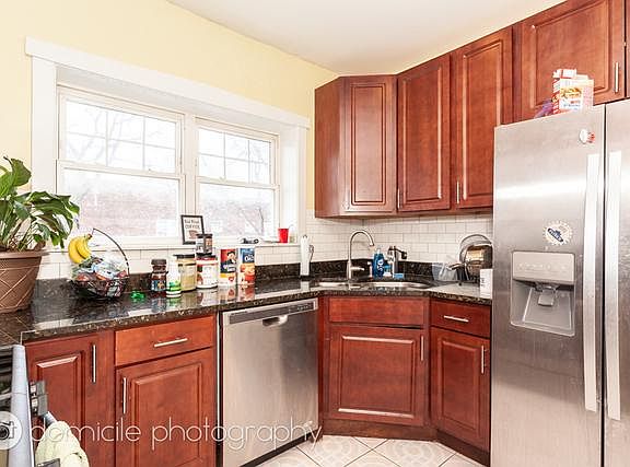 5th image of 2501 N Tripp Ave #2