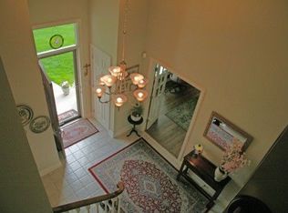12921 Glenfield St, Leawood, KS 66209