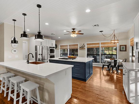 2nd image of 13319 Colony Rd