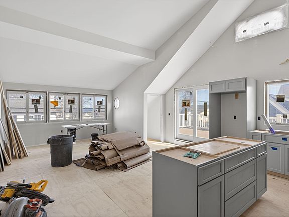 4th image of 50 Shore Road #1