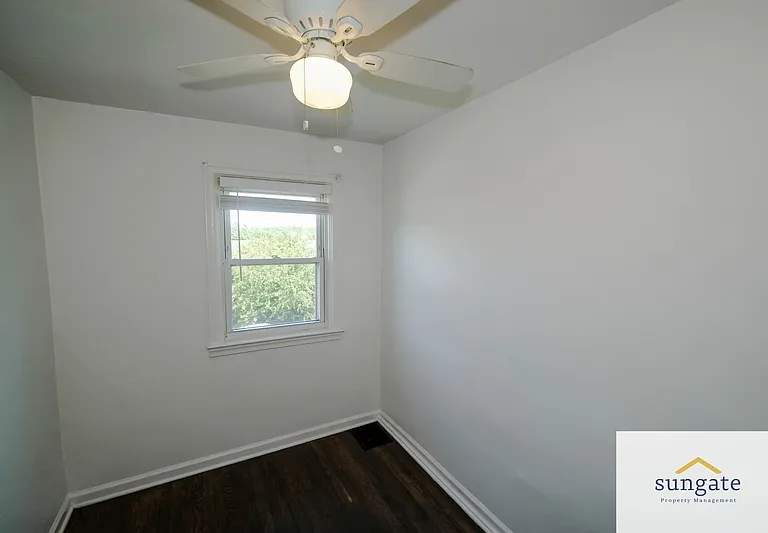 217 W Edgevale Rd — Photo 25