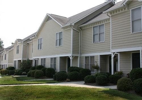 1st image of 3443 Balfour W