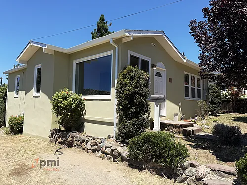 1435 Cedar St Photo 1