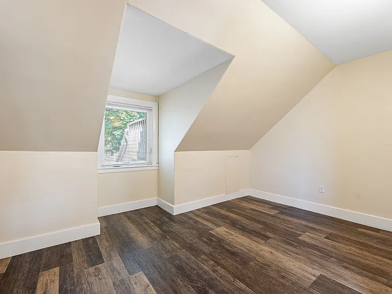 61 Cedar St — Photo 45