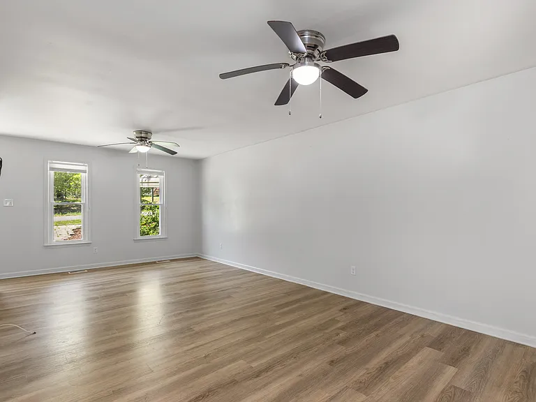 4001 London Rd — Photo 13