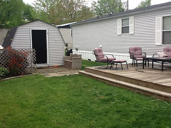3rd image of 5590 White Oak Dr