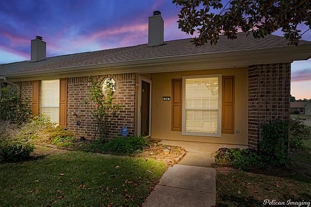 1st image of 5005 Longstreet Pl Unit 20