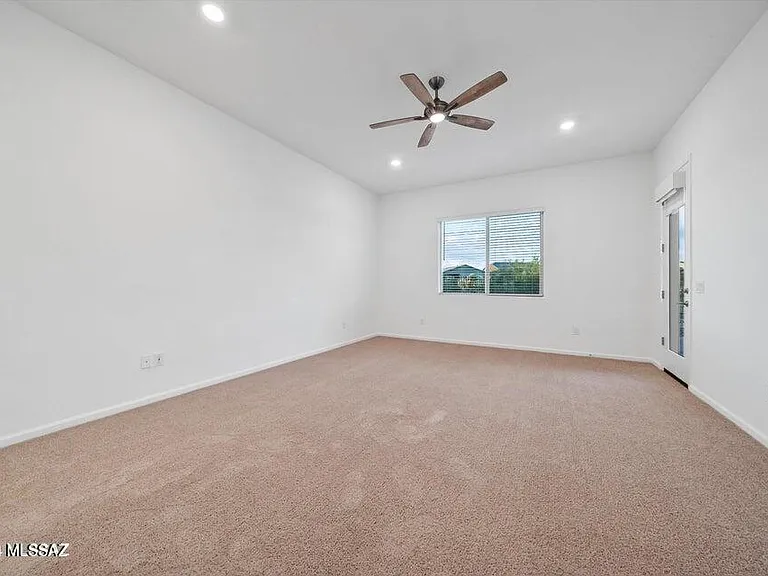 10623 N Iron Peak Dr — Photo 19