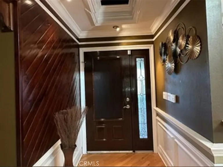 48 Jeanette Way — Photo 2