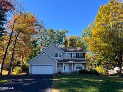 841 Red Oak Drive, Niskayuna, NY, 12309