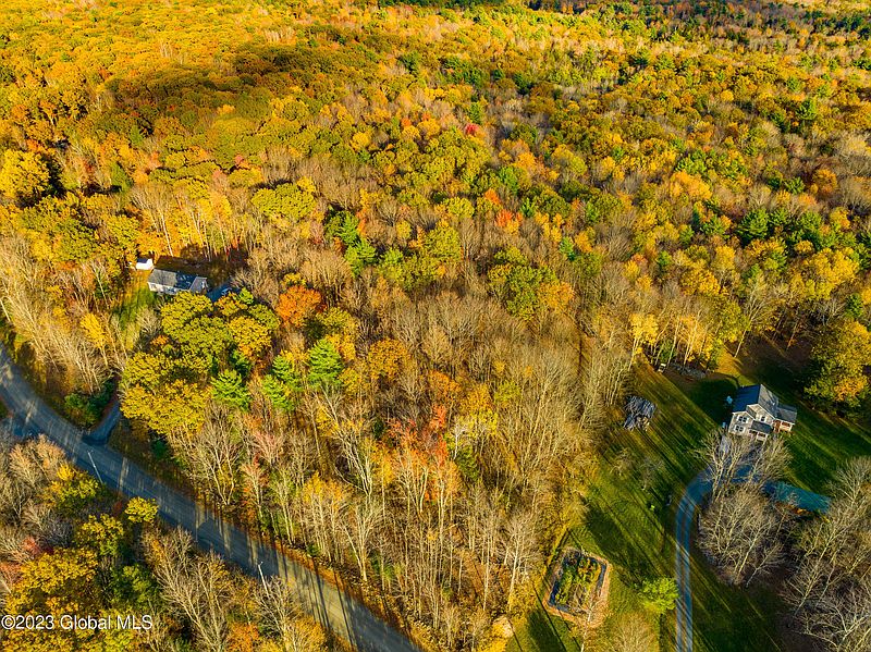 2nd image of 170 Foster Road