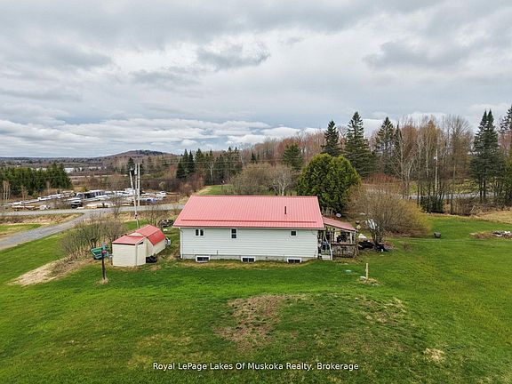 5th image of 250 Stephenson Rd #12