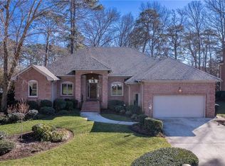 1228 Course View Cir, Virginia Beach, VA 23455