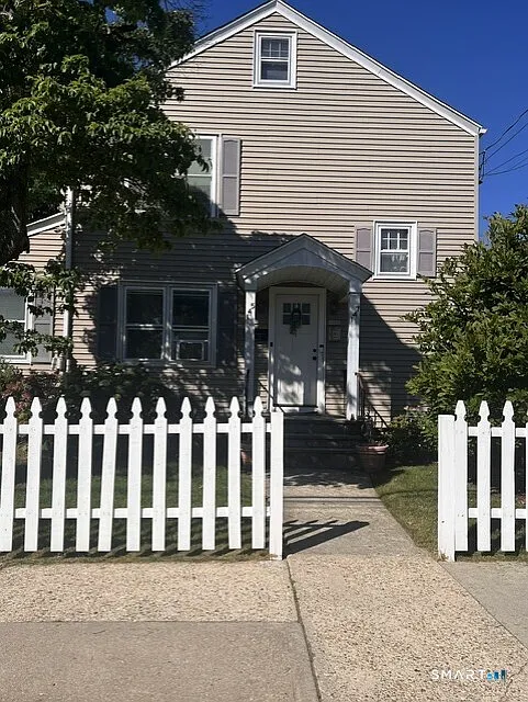 Princeton St