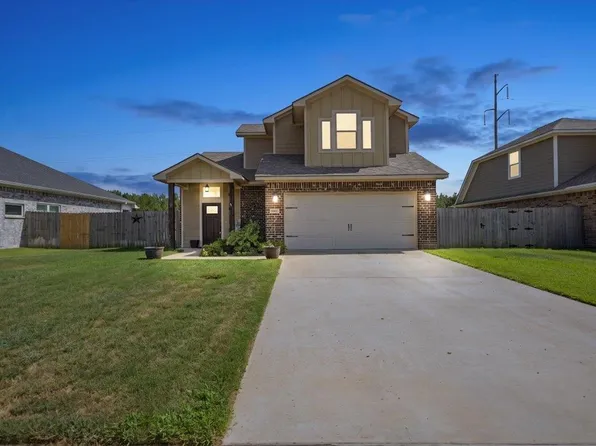 15443 Anna Ln, Lindale, TX 75771