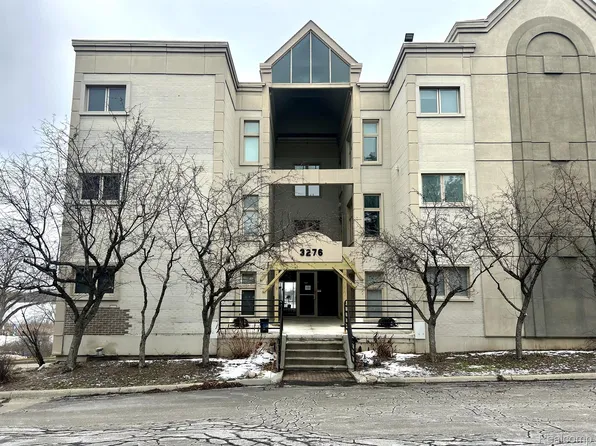 3276 Island Cove Dr Unit 150, Waterford, MI 48328