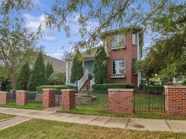 6093 Crescent Chas, Johnston, IA 50131