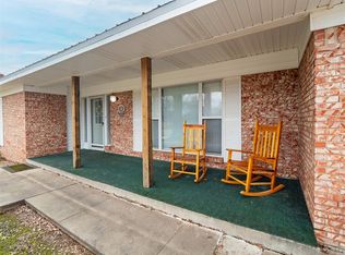 1313 Glenwood Dr, Prague, OK 74864