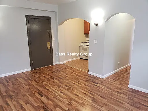 1718 W Estes Ave #303 — Photo 4