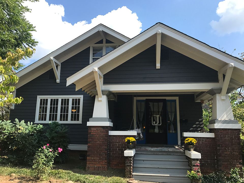 1st image of 204 E Oklahoma Ave