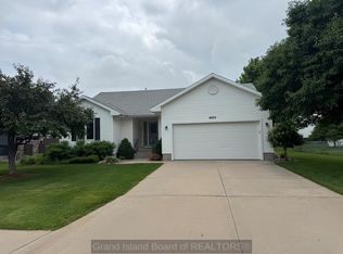4025 Norseman Ave, Grand Island, NE 68803