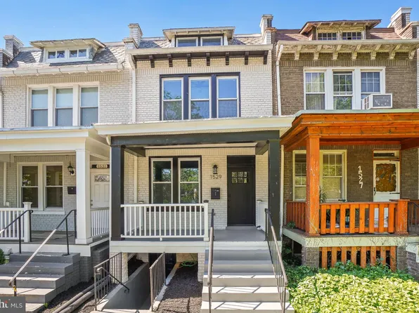 1529 Isherwood St NE, Washington, DC 20002