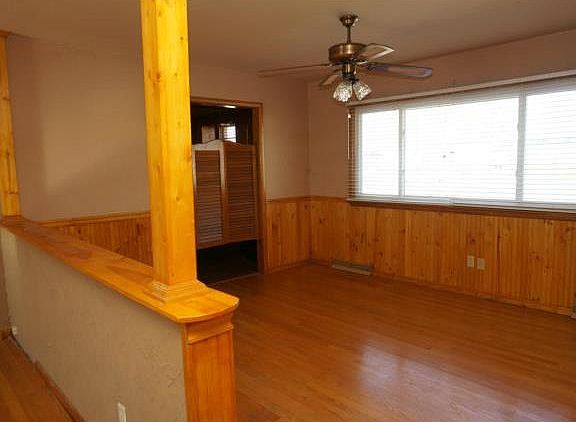 4th image of 8108 Oakland Ave