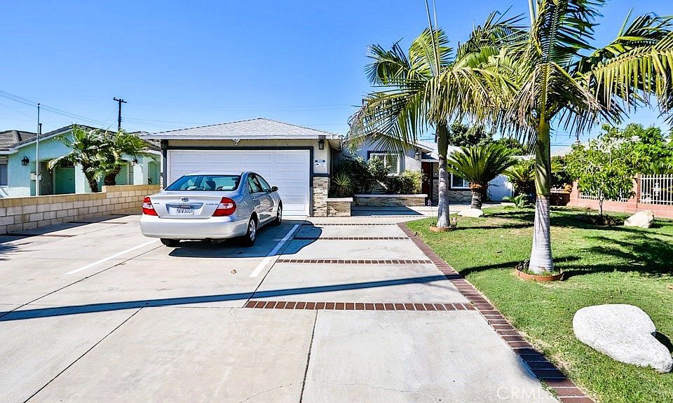 1st image of 9031 Sabre Ln