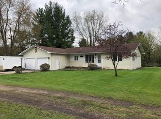 429 Harrison Rd, Blanchard, MI 49310