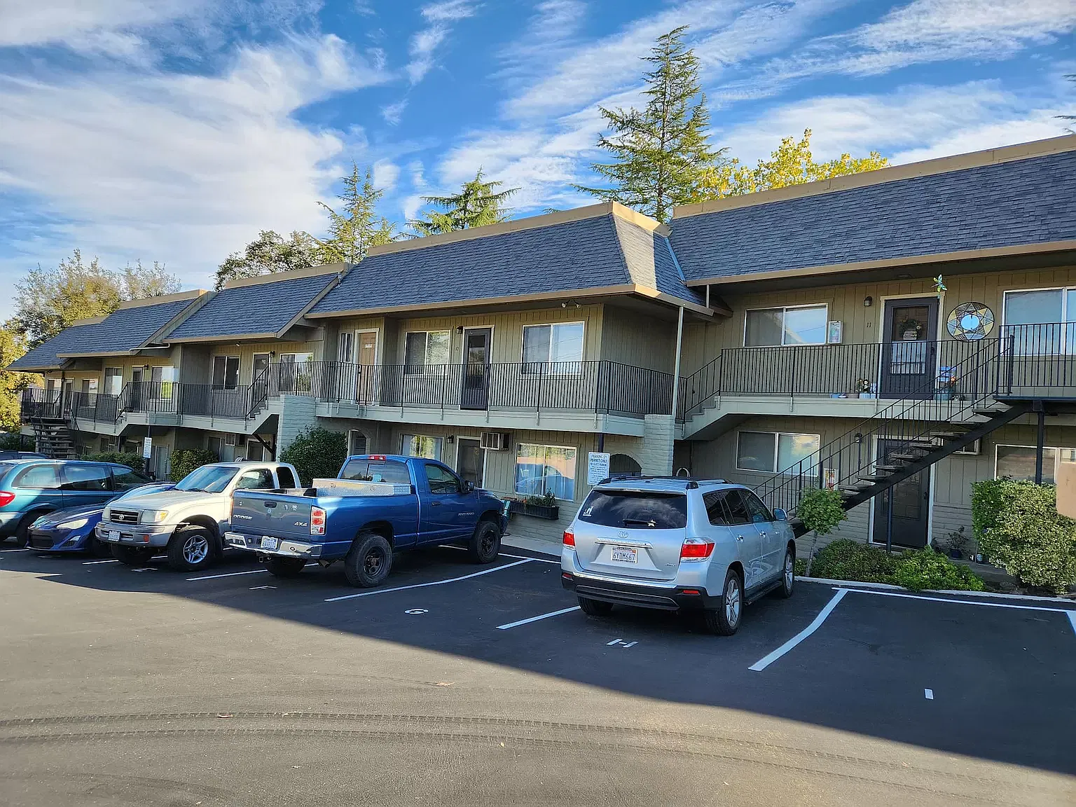 2 bed, 850 sqft, $1,650 — Photo 1