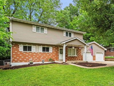 123 Appletree Ln, Glen Carbon, IL, 62034