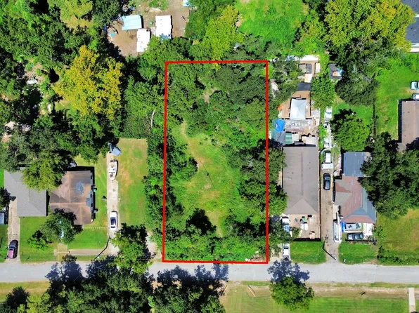4615 Tronewood St, Houston, TX 77016