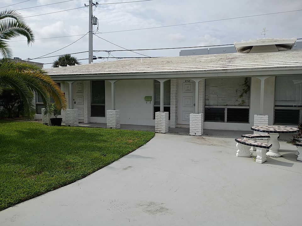 1st image of 2724 NE 32nd St #6