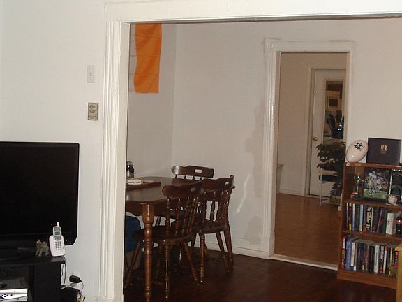 5th image of 142 Dove St Floor 2