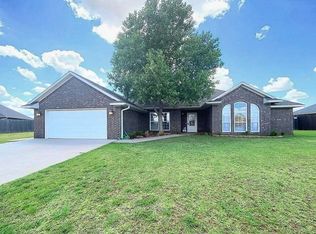 2819 Deer Run, Altus, OK 73521
