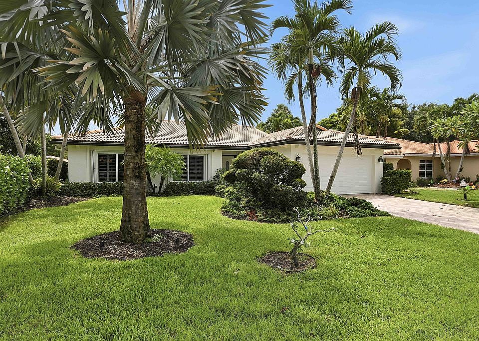 1st image of 22041 Colony Dr
