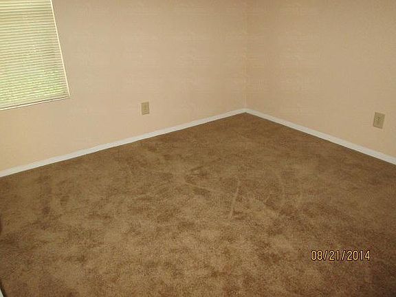 4th image of 605 Magnolia St Unit D