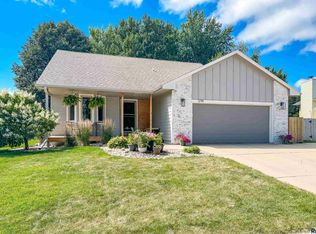 3719 S Jesse James Ct, Sioux Falls, SD 57103