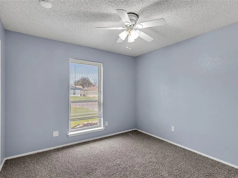 7221 Misty Meadow Dr S — Photo 16