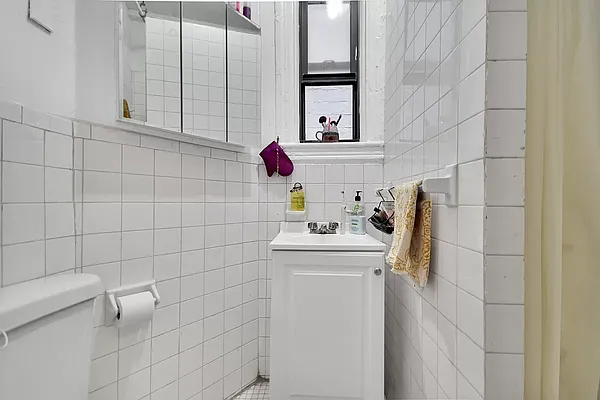 Rented by Compass | media 15