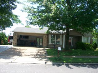 496 Tumulty Dr, Ballwin, MO 63021