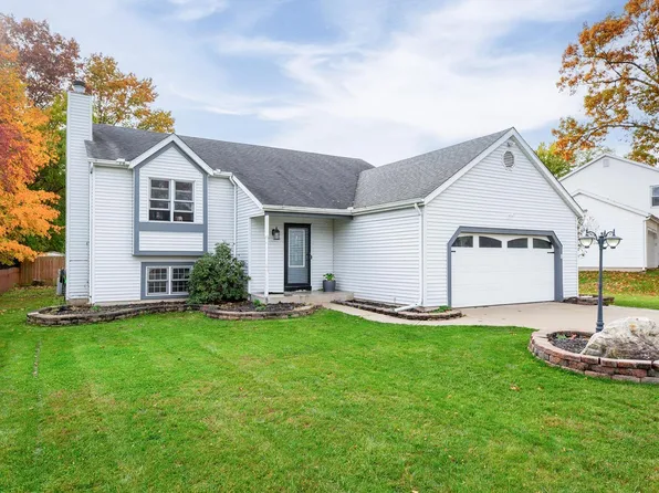 4211 Cross Creek Dr, South Bend, IN 46628
