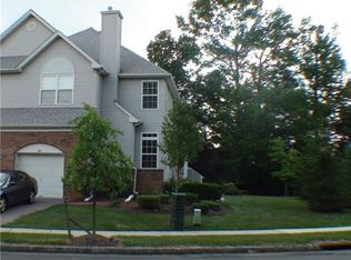 38 Tennyson Rd, East Windsor, NJ 08520