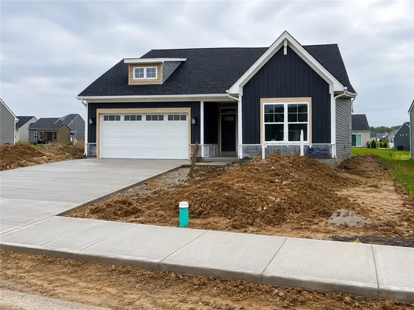 1243 Blue Spruce Ln, Wilmington, OH 45177