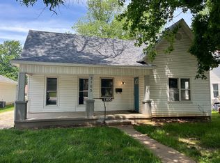2105 N Pickwick Ave, Springfield, MO 65803
