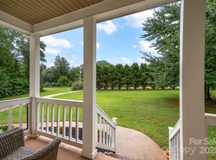 165 Larue Cir, Statesville, NC 28625