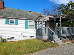 831 S 3rd St, Millville, NJ 08332
