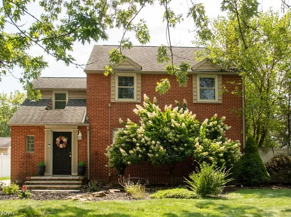 1804 48th St NW, Canton, OH 44709