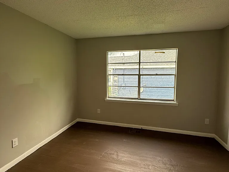 3720 Howard Ave SW — Photo 7